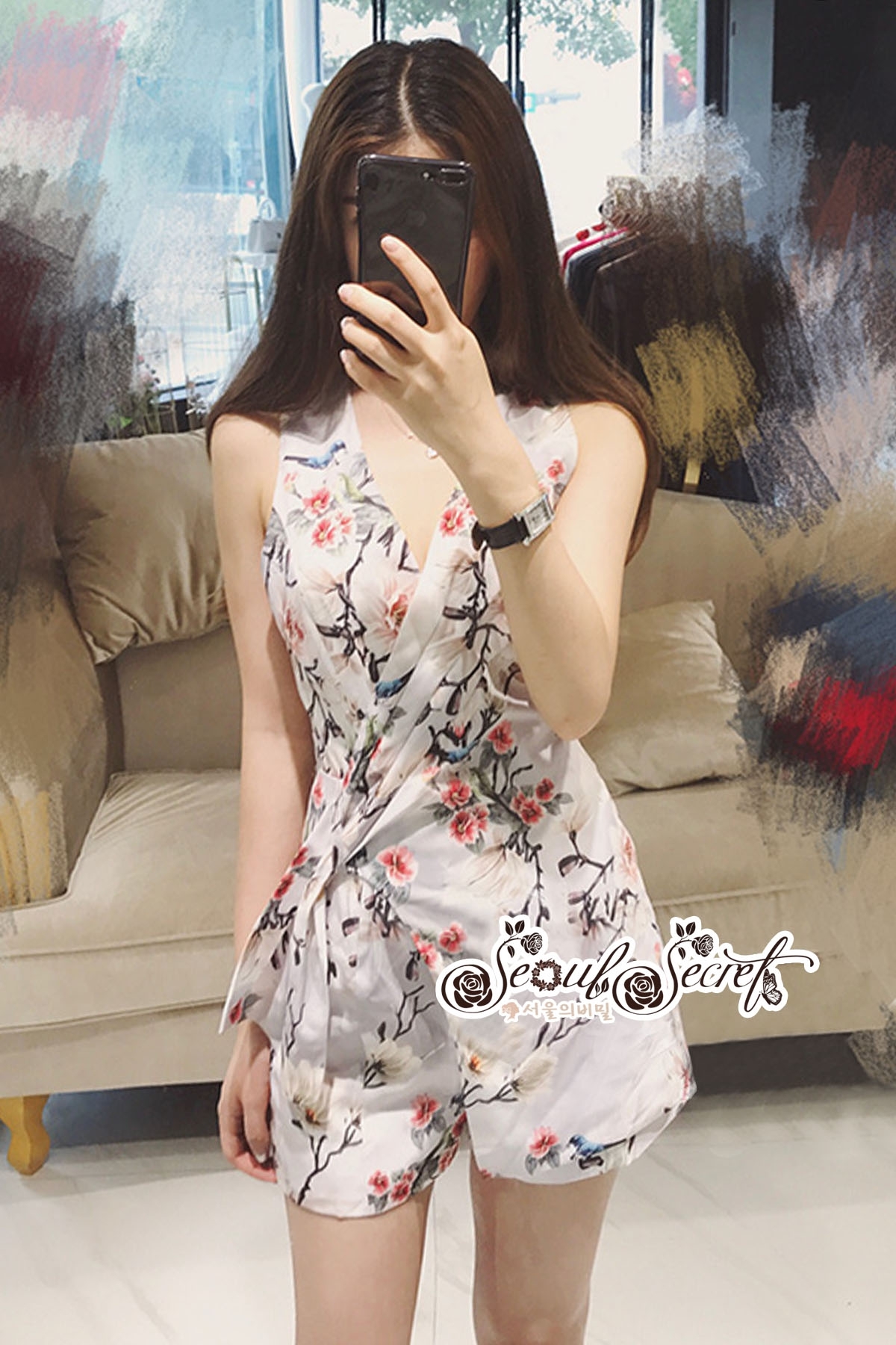 จั้ม Suit ขาสั้นดีเทลเนื้อผ้าพิมพ์ลายดอกไม้โทนสีพาส