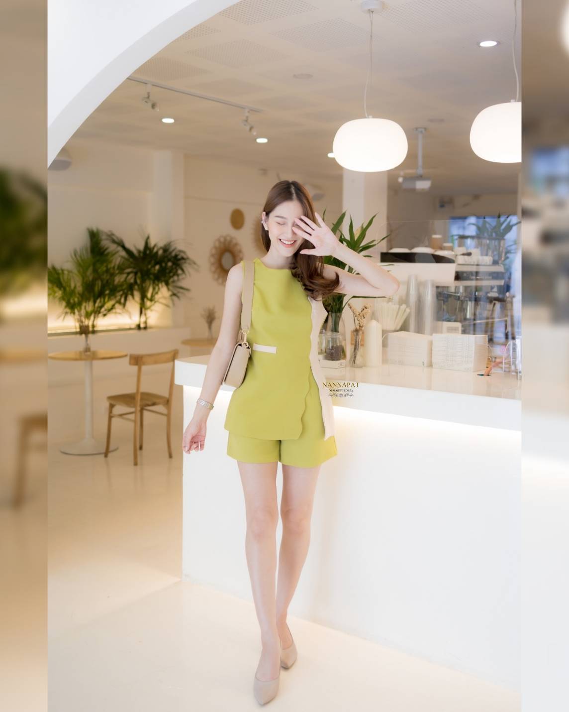 เสื้อทูโทนซิปหลัง