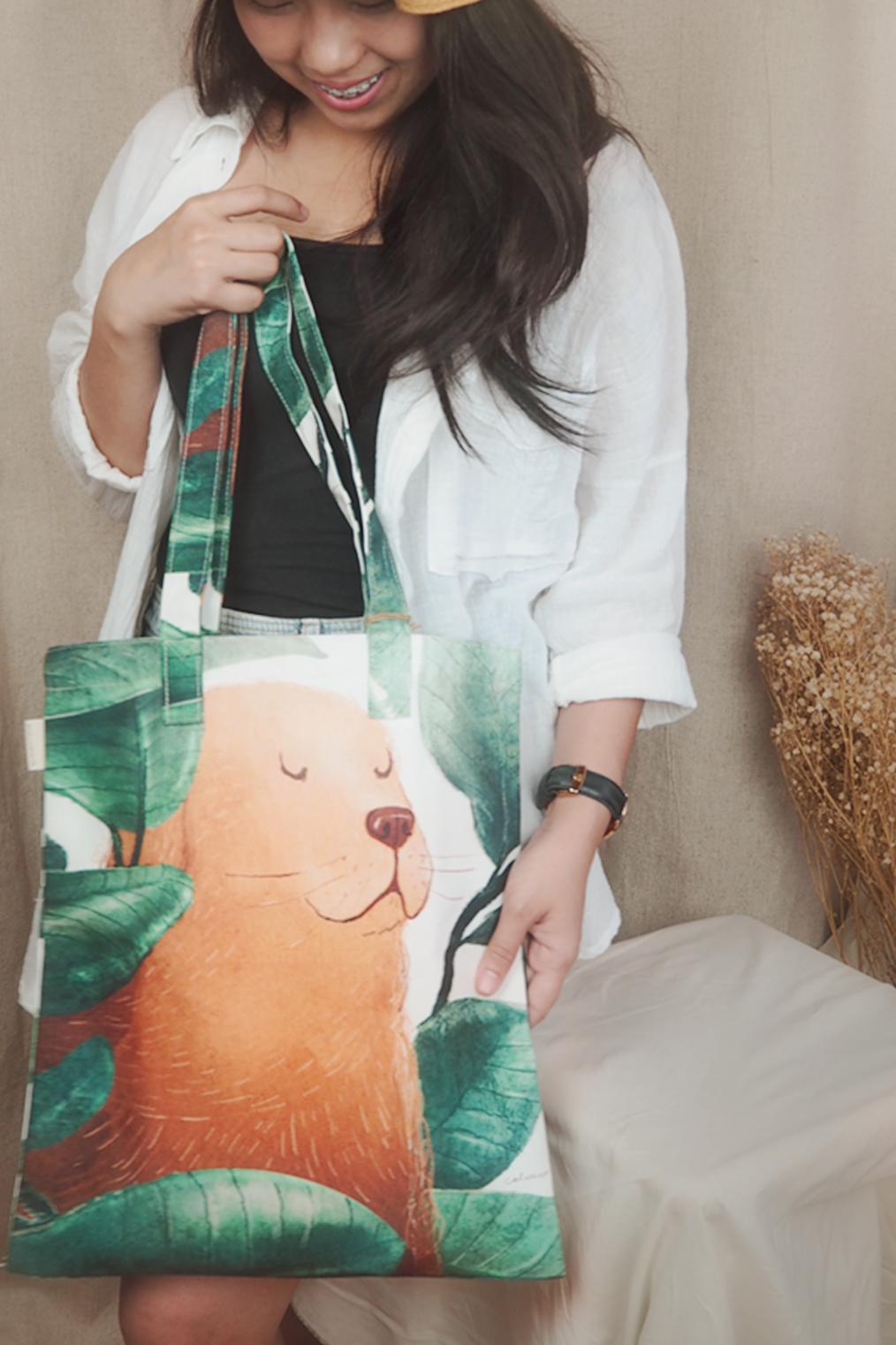 กระเป๋าผ้าลายหมาใบไม้ Tote print dog leaf
