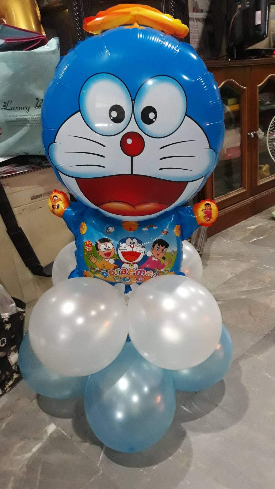 ลูกโป่งแบบต้องวางกับพื้น โดเรมอน
