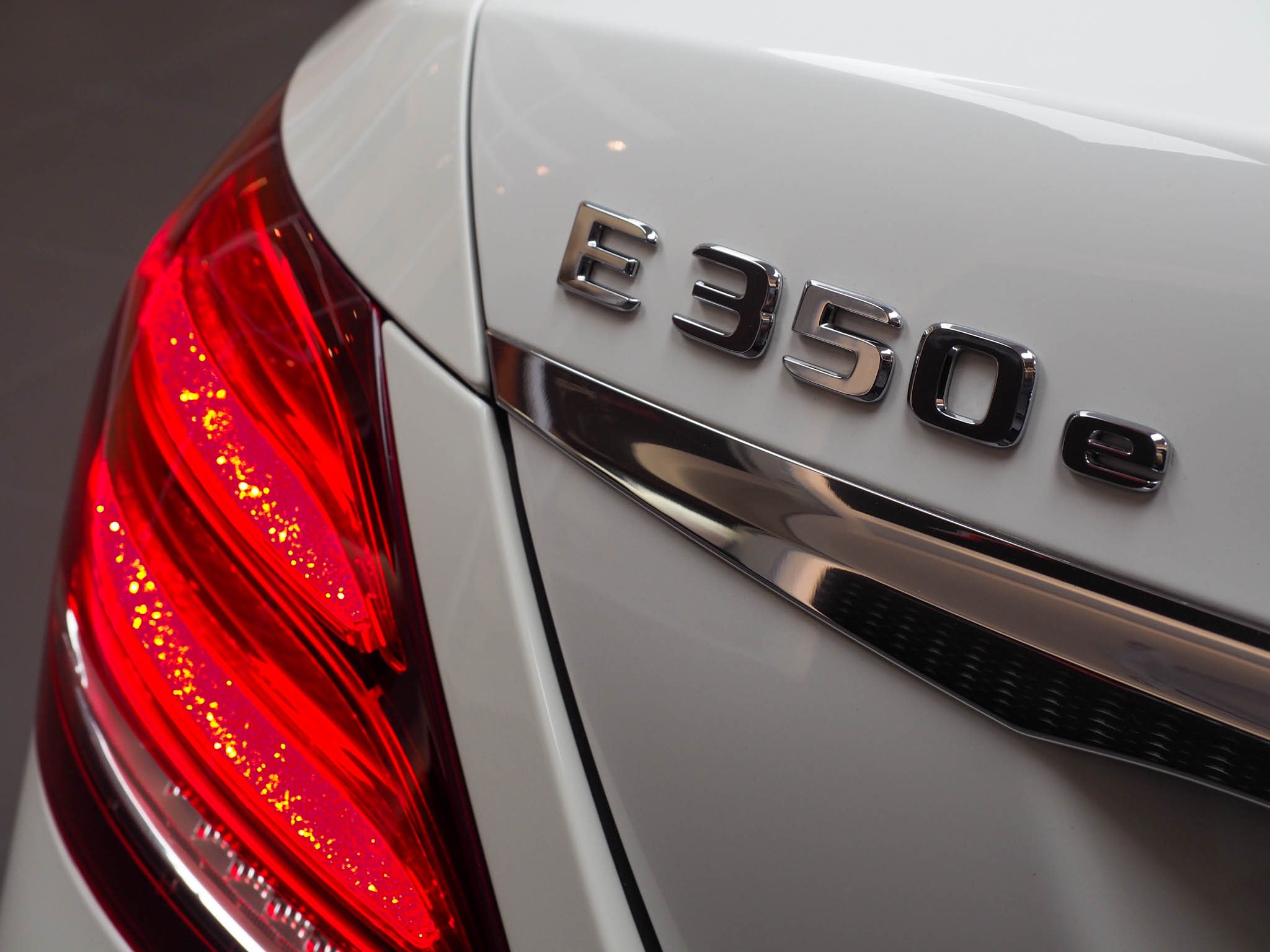 จองแล้ว E350e AMG Plug in Hybrid W213