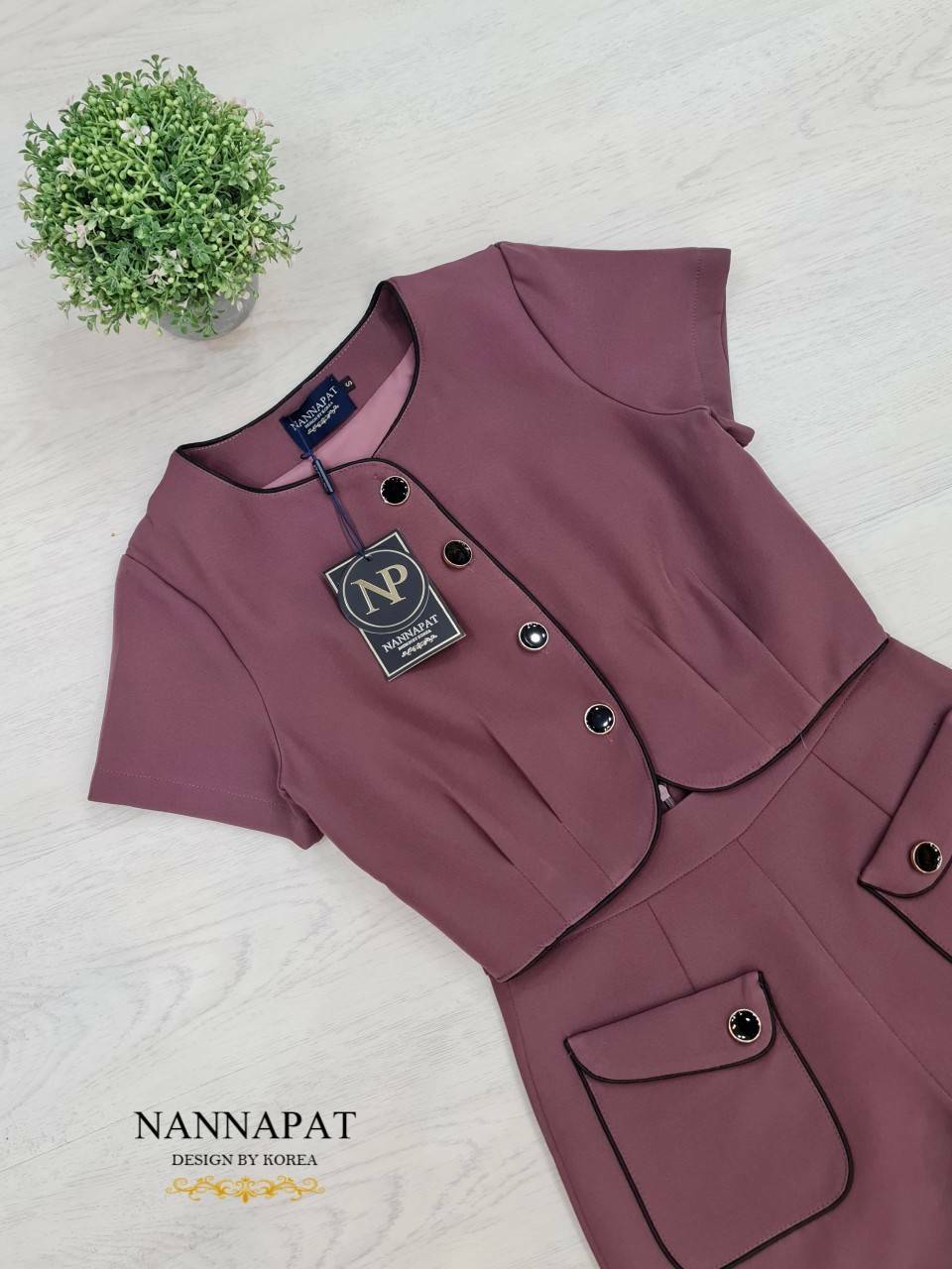 เสื้อกระดุมหน้าเก๋ไก๋