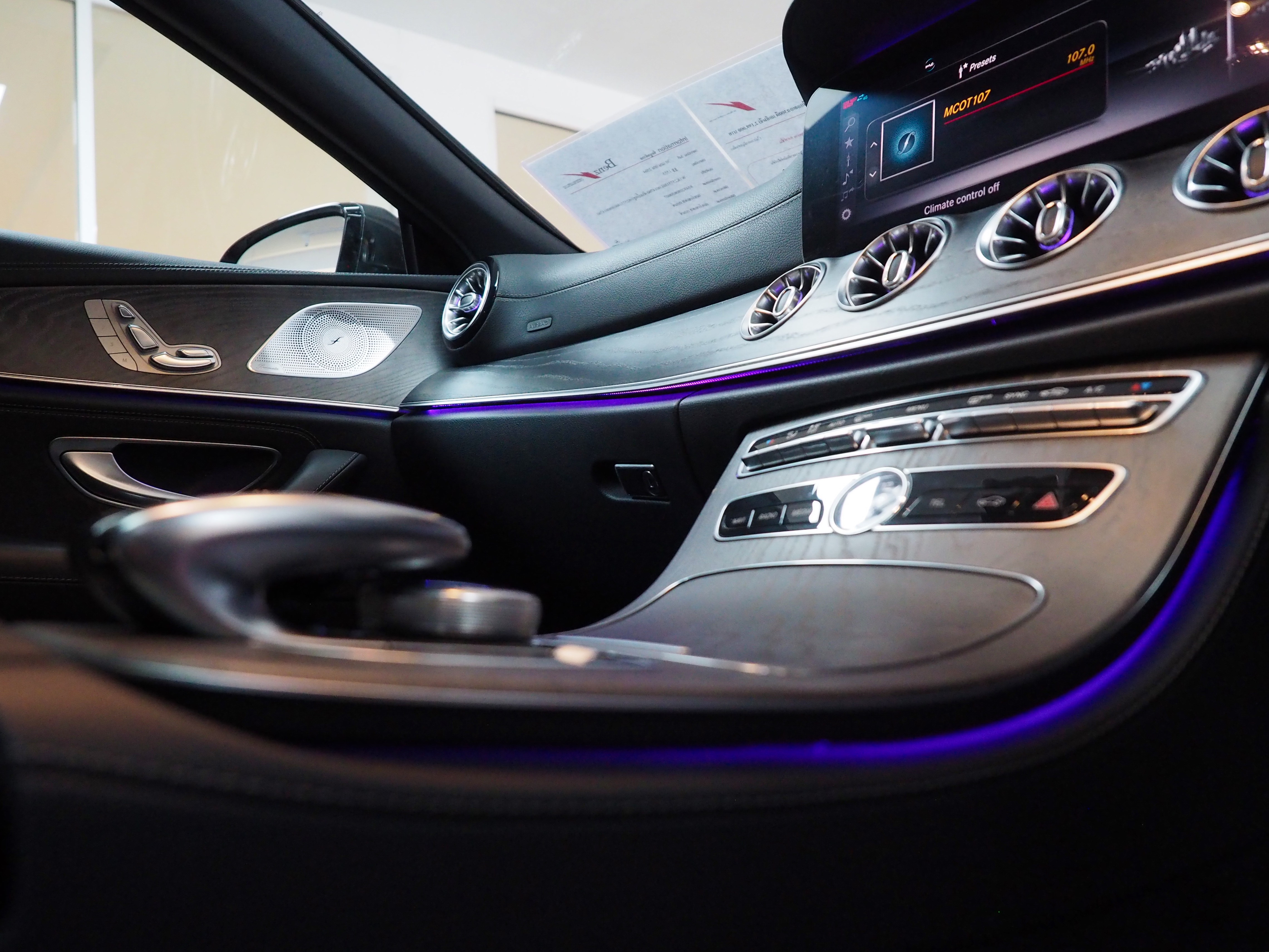 จองแล้ว CLS300d AMG Premium W257