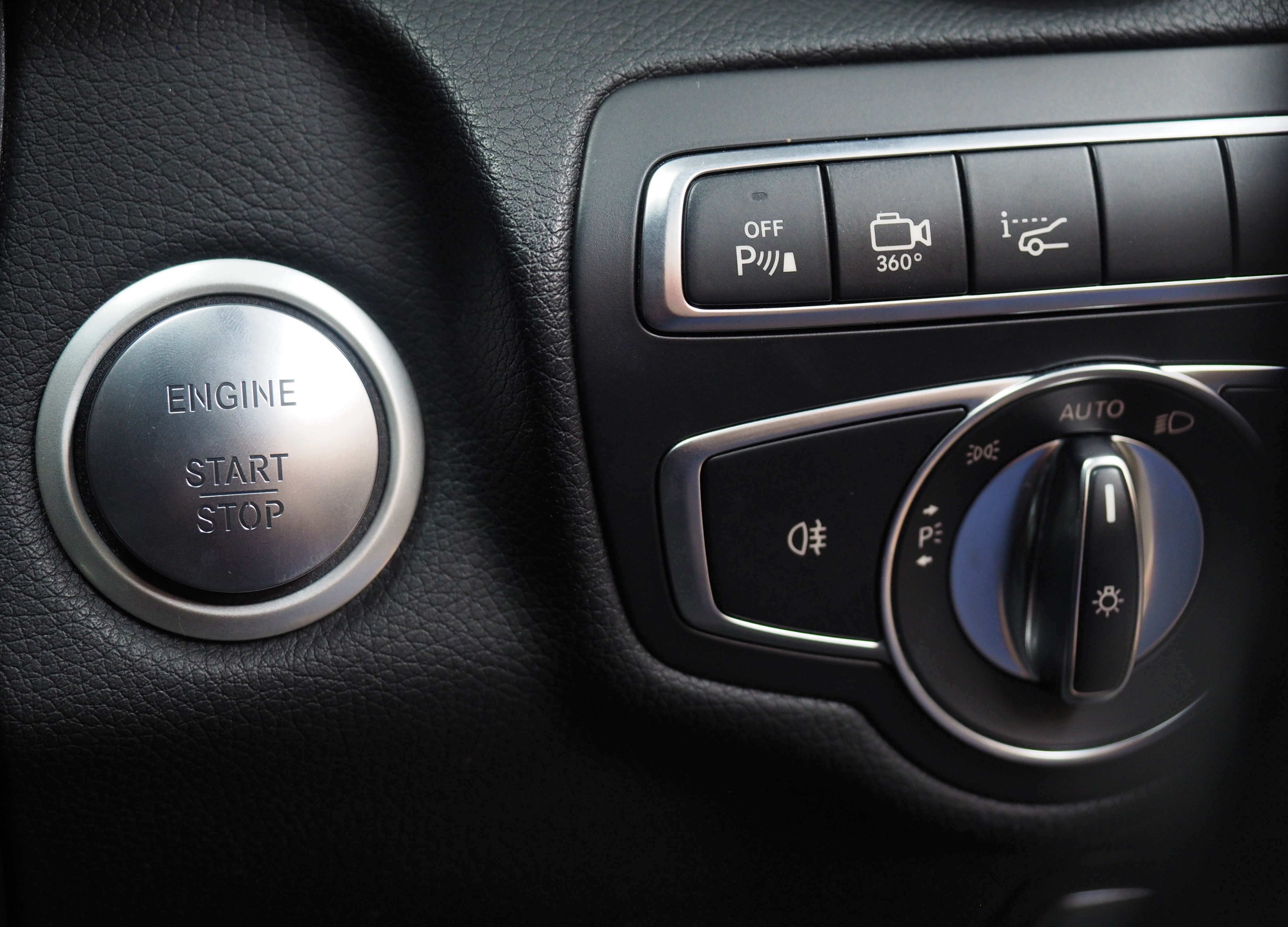 จองแล้ว C250 Coupe AMG W205