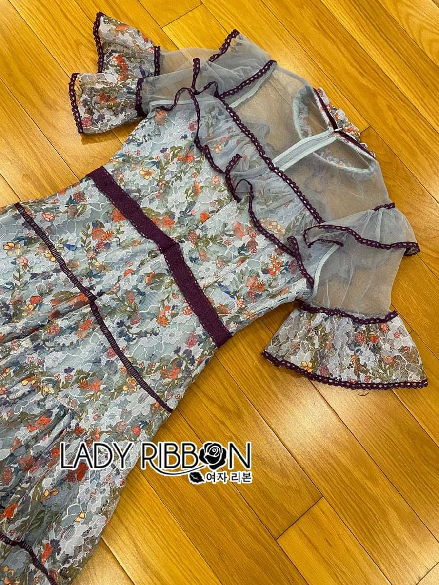 เดรสผ้าลูกไม้สีฟ้าปริ้นท์ลายดอกไม้