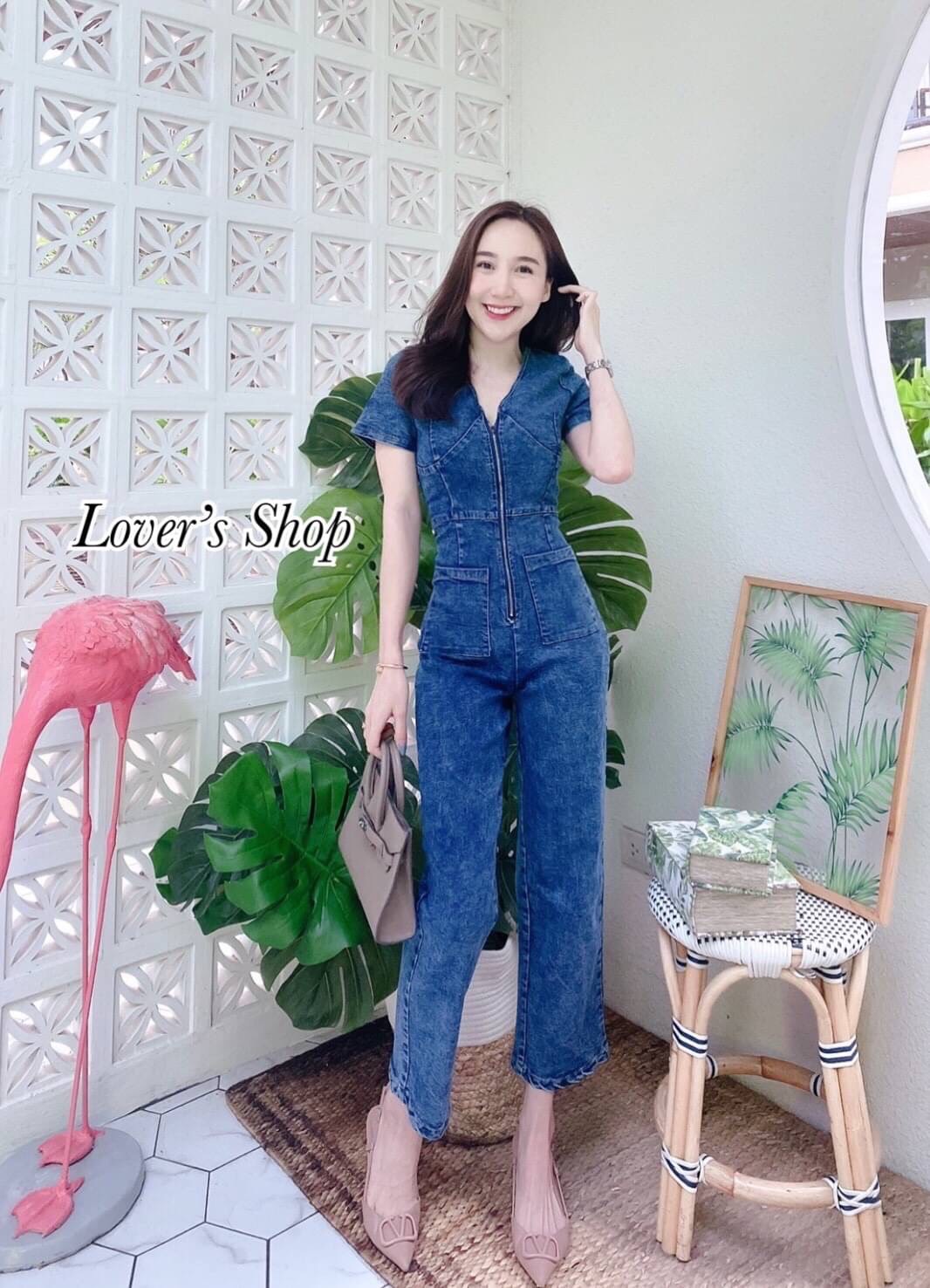 จั้มสูทยีนส์คอวี ทรงซิบหน้า