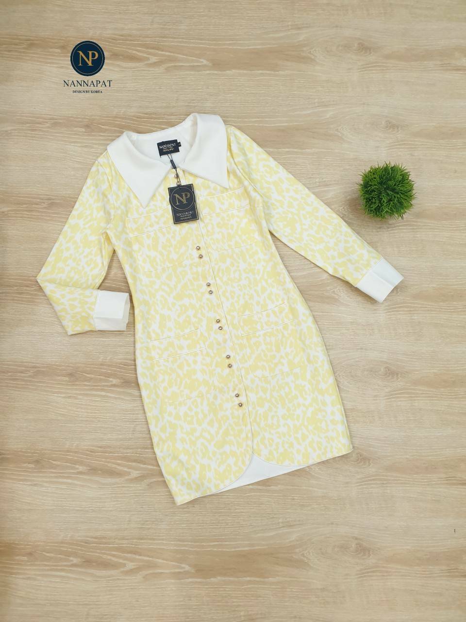 เดรสสูทกระดุมหน้ากระเป๋าคู่