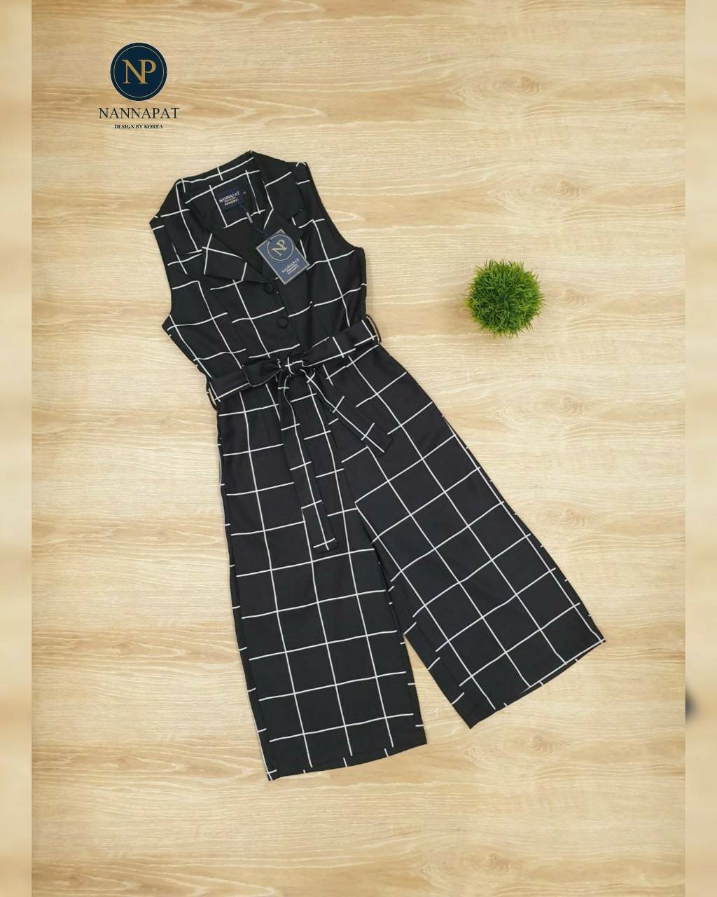 จั้มสูทซับในทั้งชุดกระดุมหน้า