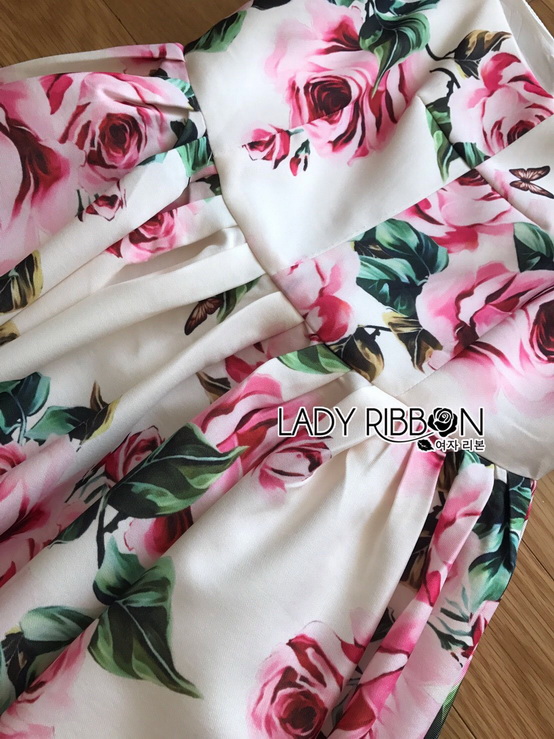 เดรสผ้าเครปพิมพ์ลายดอกกุหลาบบาน