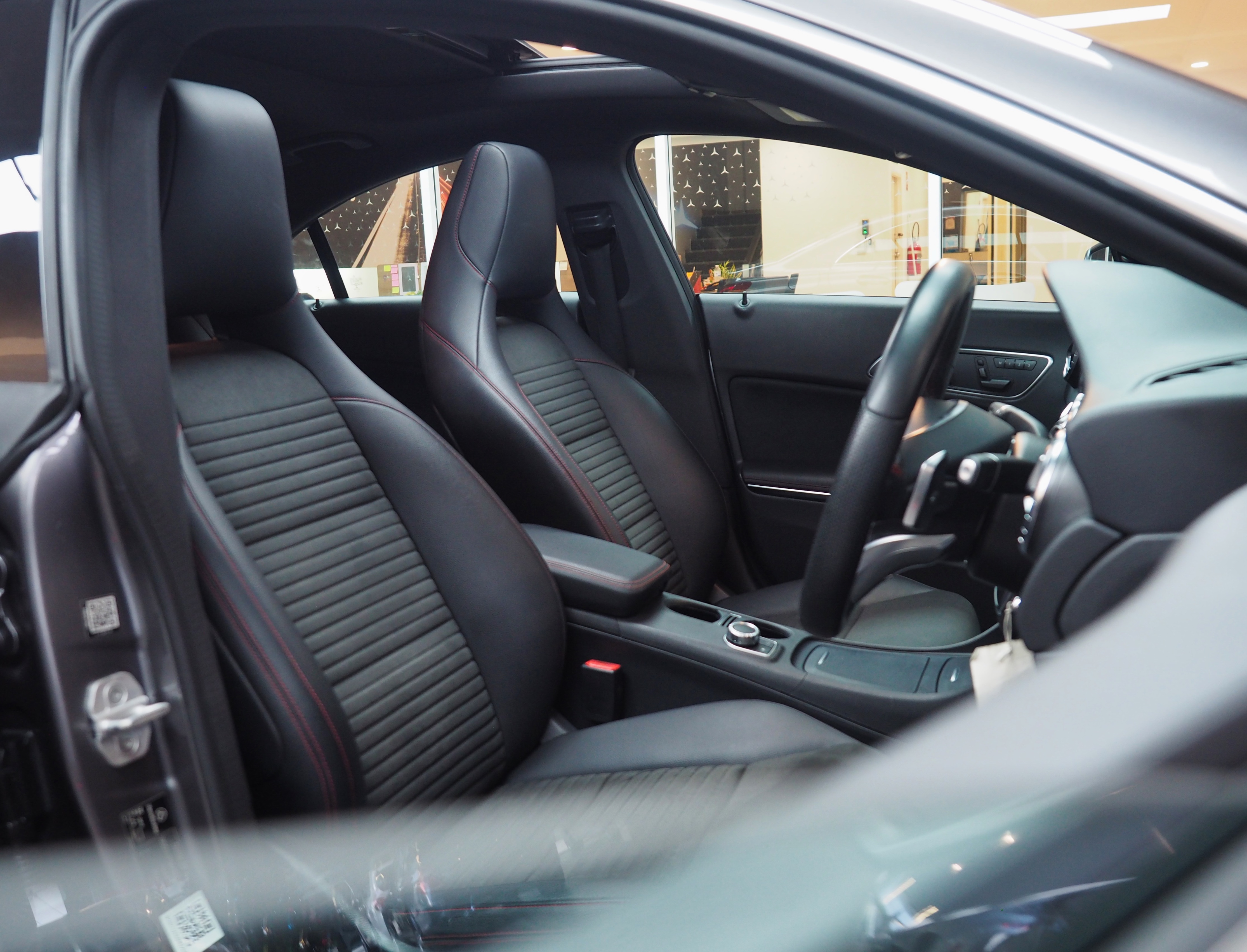 จองแล้ว CLA250 AMG W117