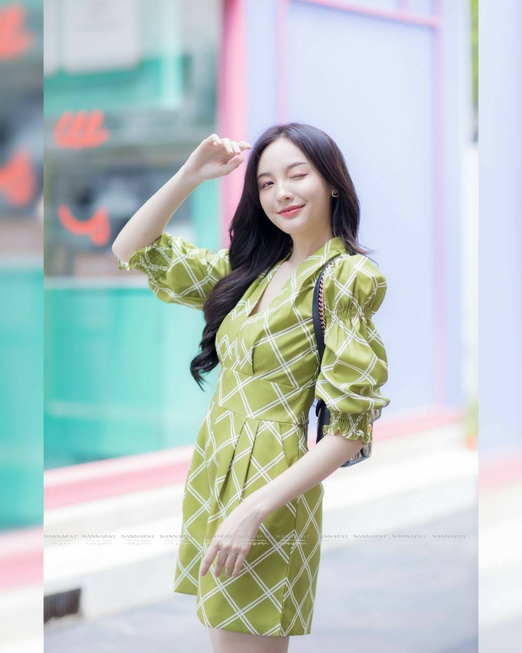 เพลสูทสีเลม่อนซิปหลังแต่งจีบแขนพอง