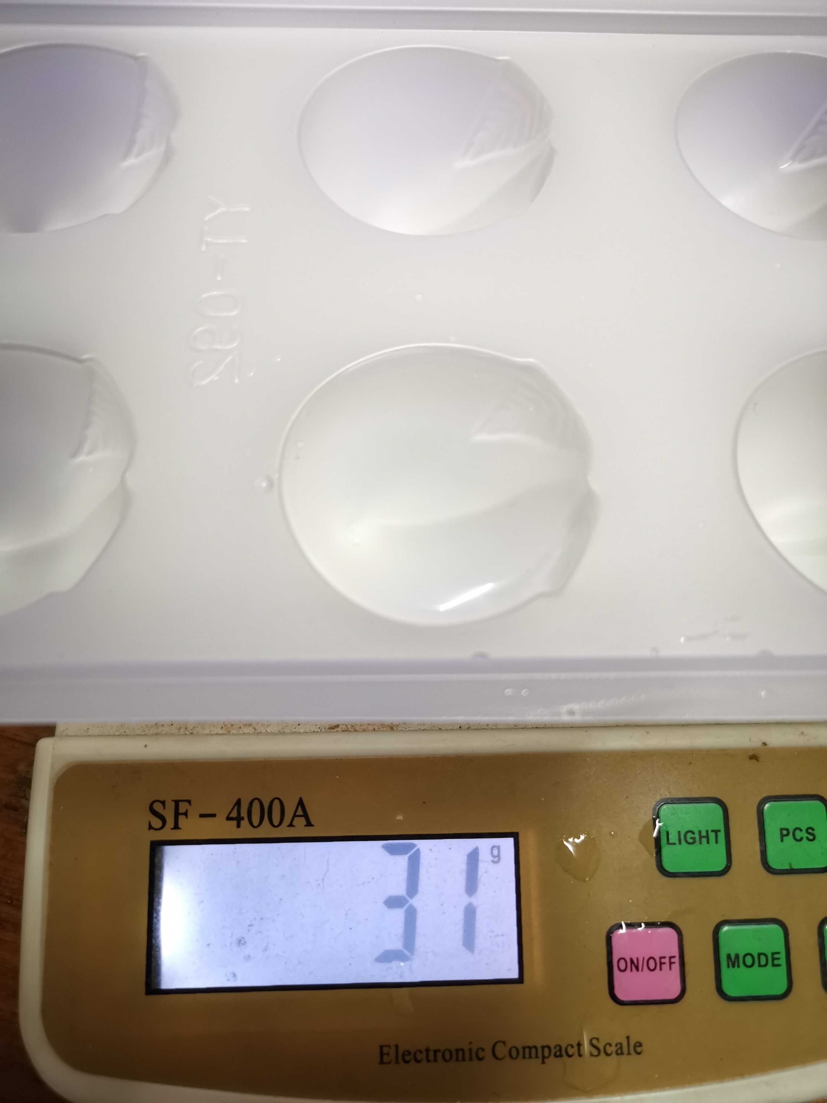 แม่พิมพ์ วุ้นแฟนซี ลูกท้อ / ลูกพีช 8ช่อง พิมพ์วุ้น พิมพ์พลาสติก j12