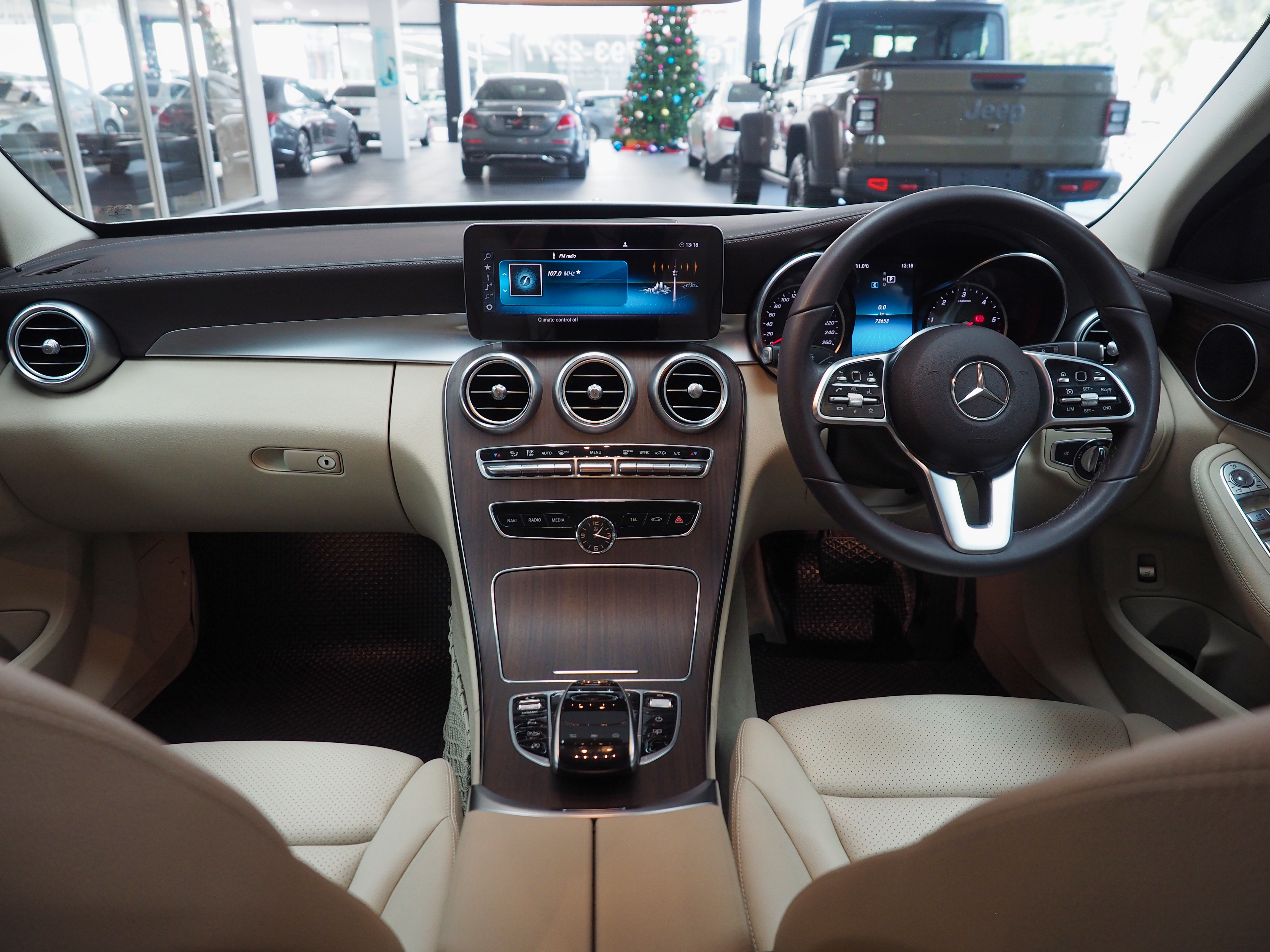 จองแล้ว C220d Exclusive W205