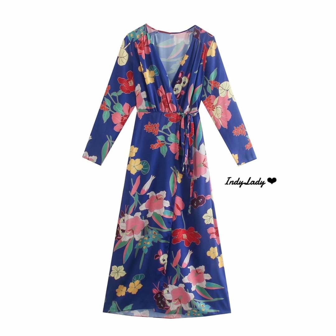 Maxi Dress แขนยาว คอวี