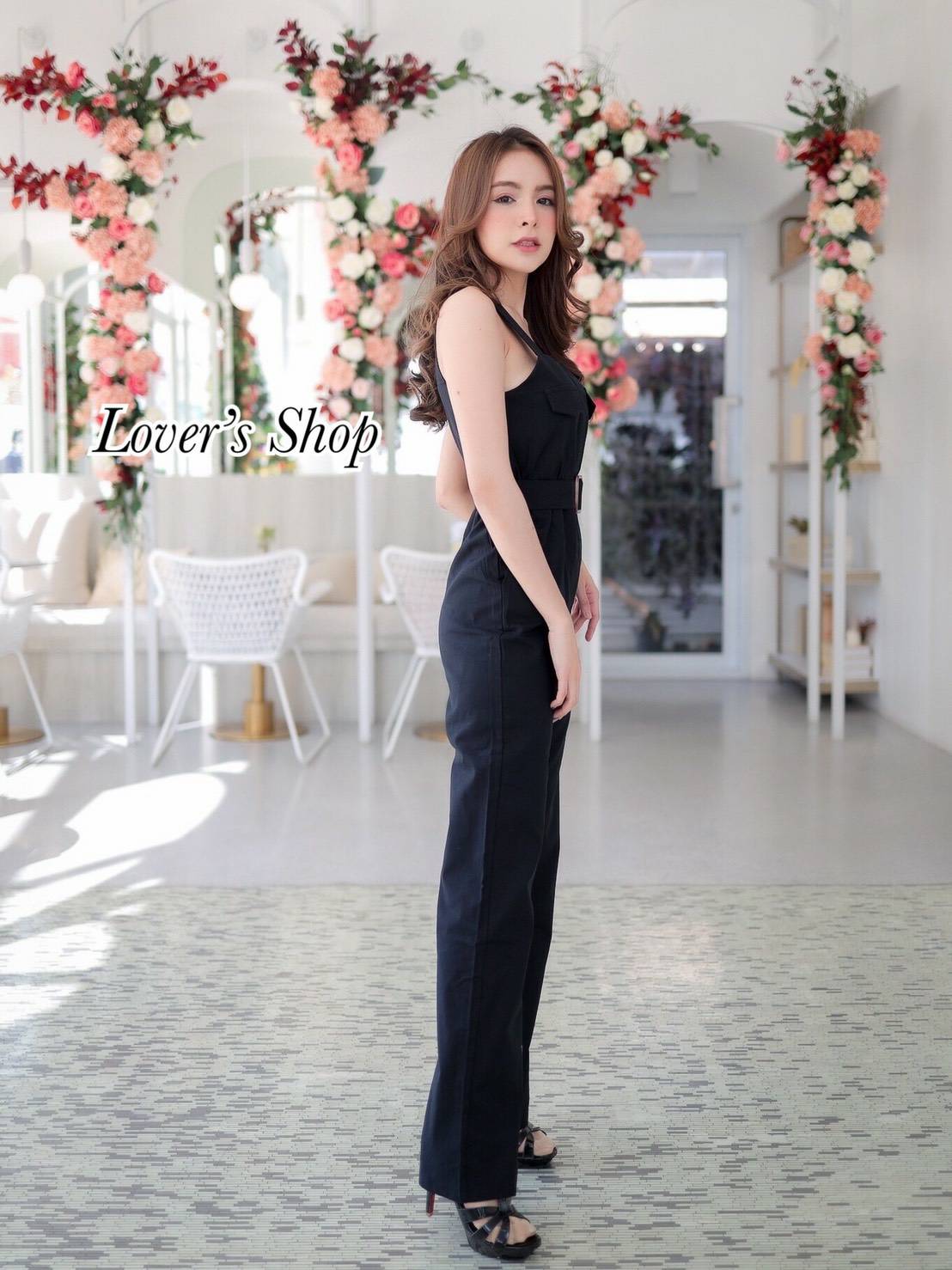 จั้มสูทขายาวผ้าลินิน ดีเทลสายเดี่ยว