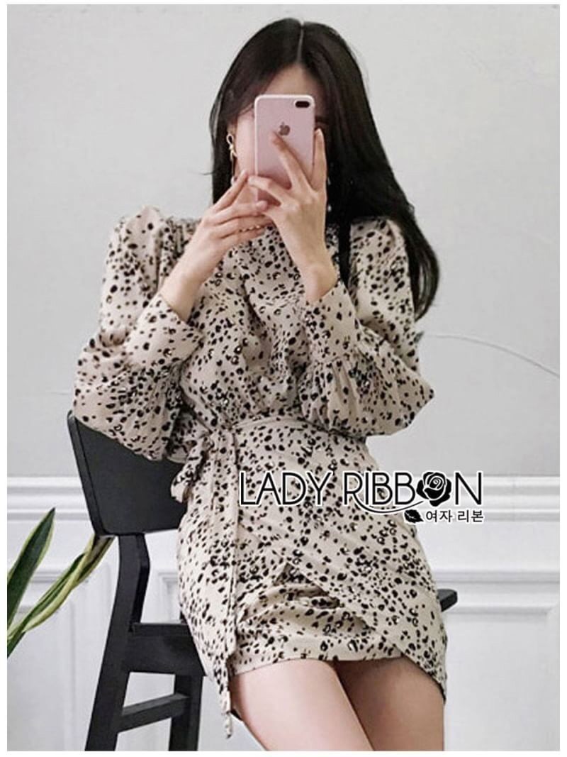 Mini Dress เดรสสั้นผ้าเครปพิมพ์ลายลีโอพาร์ดสีขาว-ดำ