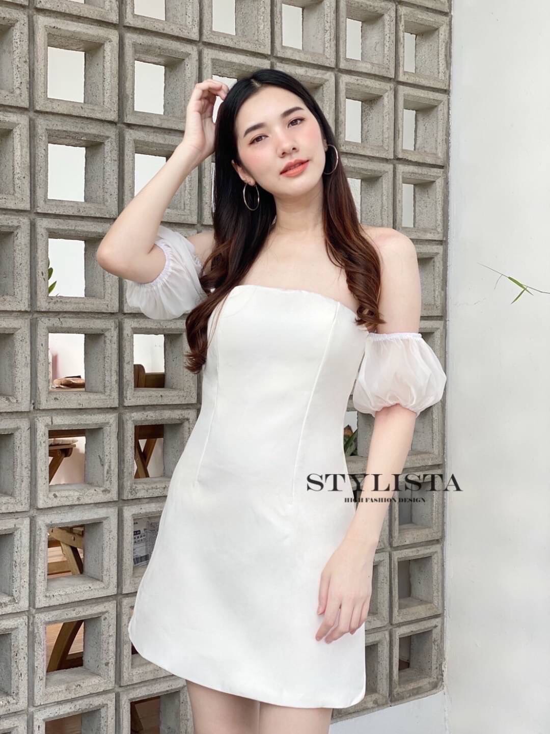 มินิเดรสทรงพอดีตัว