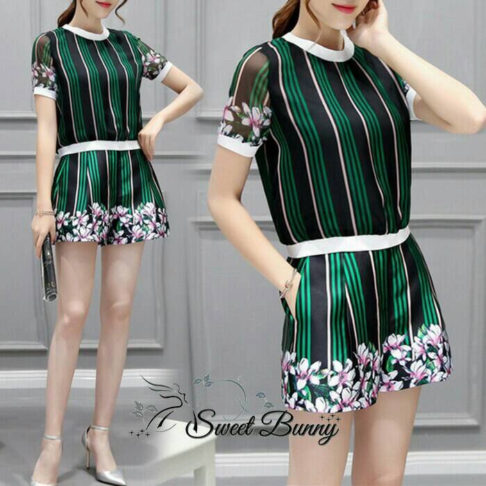 Lady Ribbon Online SW04060616 Sweet Bunny Present... Garment Print Tired Shorts Set