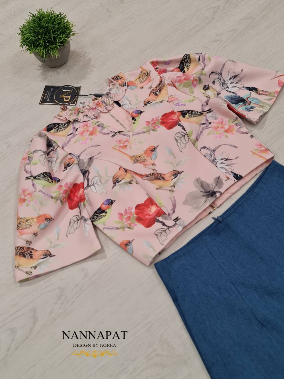 เสื้อซิปหลัง มีฟองน้ำอกด้วย