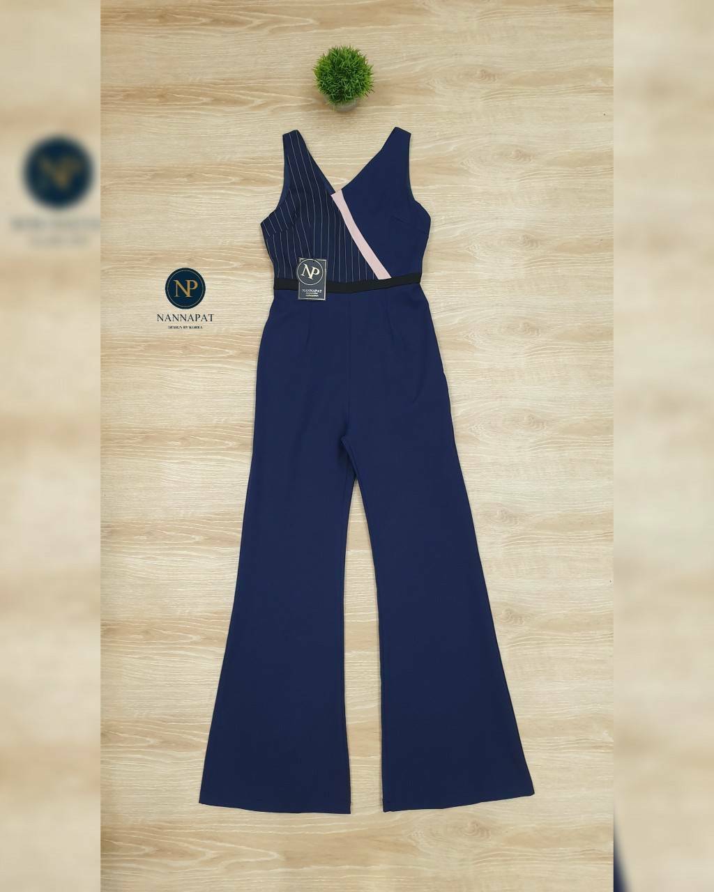 จั้มสูทสีกรมขายาว