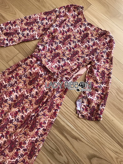 เดรสพิมพ์ลายลูกน้ำเพสลีย์สีแดง