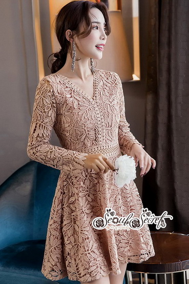 ชุดเดรสคอวีหน้าหลังสีชมพูกะปิ