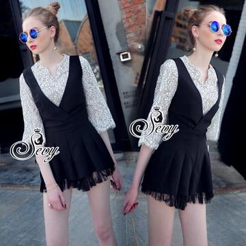Lady Ribbon Online เสื้อผ้าแฟชั่นออนไลน์ขายส่ง เลดี้ริบบอนของแท้พร้อมส่ง sevy เสื้อผ้า SV11240716 🎉Sevy Two Pieces Of Lace Half Sleeve Blouse With V-Neck Lace Edge Bib Playsuit Sets