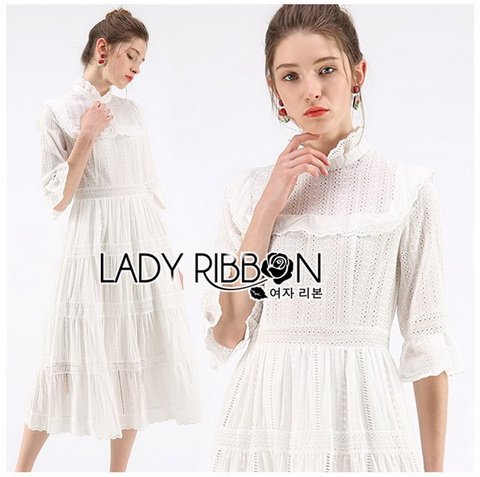 Maxi Dress เดรสยาวผ้าคอตตอนปักและฉลุลายสีขาว