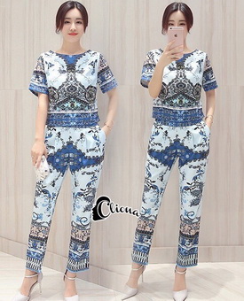 Lady Ribbon Online เสื้อผ้าออนไลน์ขายส่ง Cliona เสื้อผ้า, CN04220816 Cliona Made' Vers@ce Line Printing Top + Pant Set - เซ็ตเสื้อแขนสั้