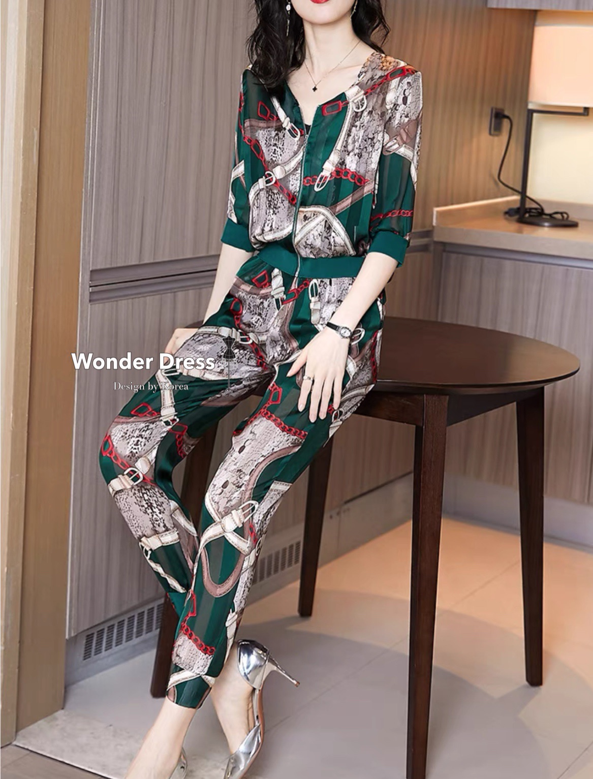 เซทเสื้อแขนศอกกับกางเกง