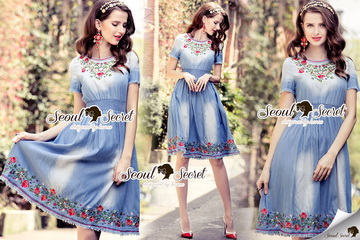 Lady Ribbon Online ขายส่งเสื้อผ้าออนไลน์ของแท้ SS19070716 Seoul Secret Say's... Bohe Blossom Stickly Denim Smocking Dress