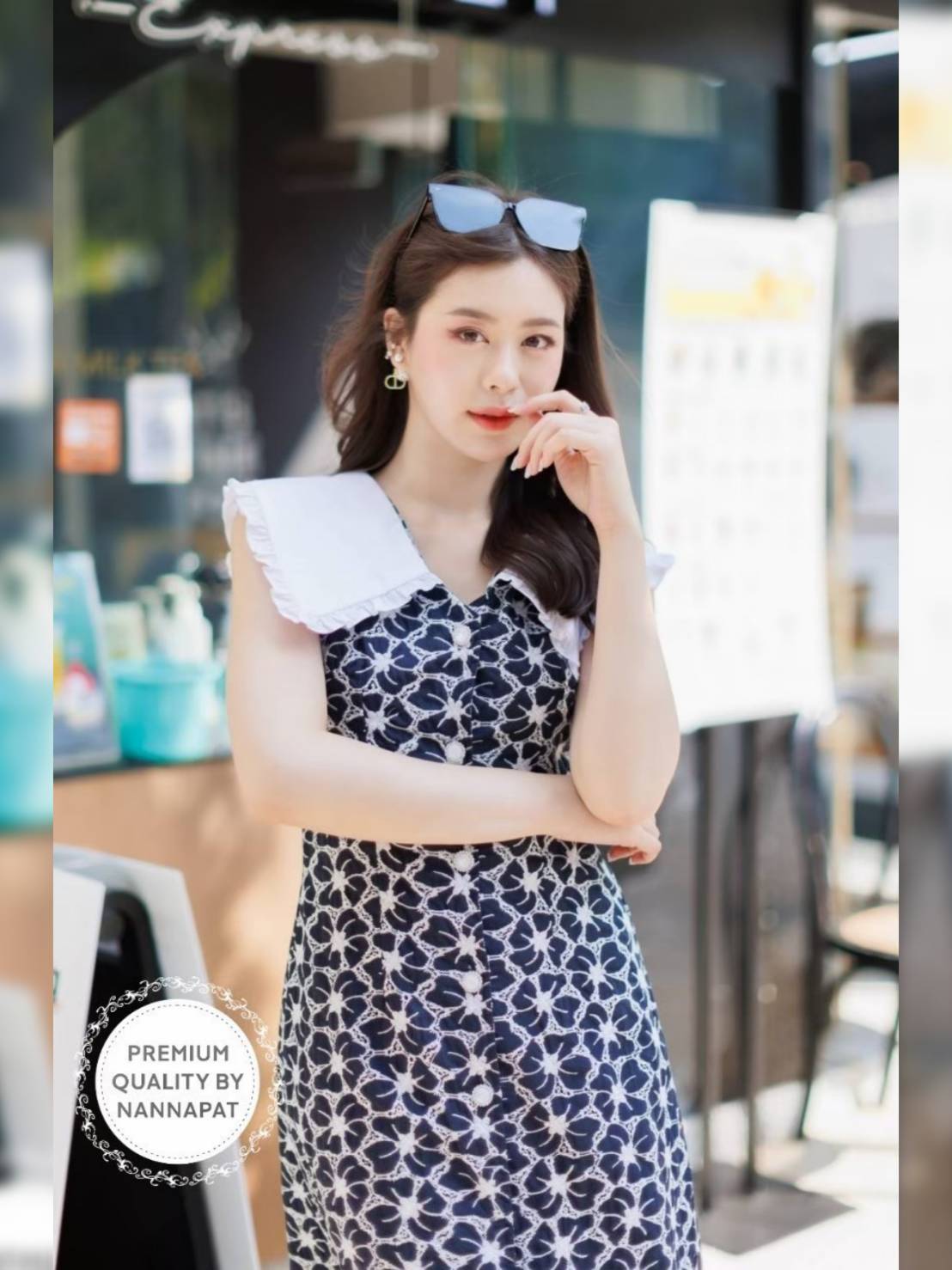 ผ้าลูกไม้งานกระดุมหน้าสวย ปกคอใหญ่