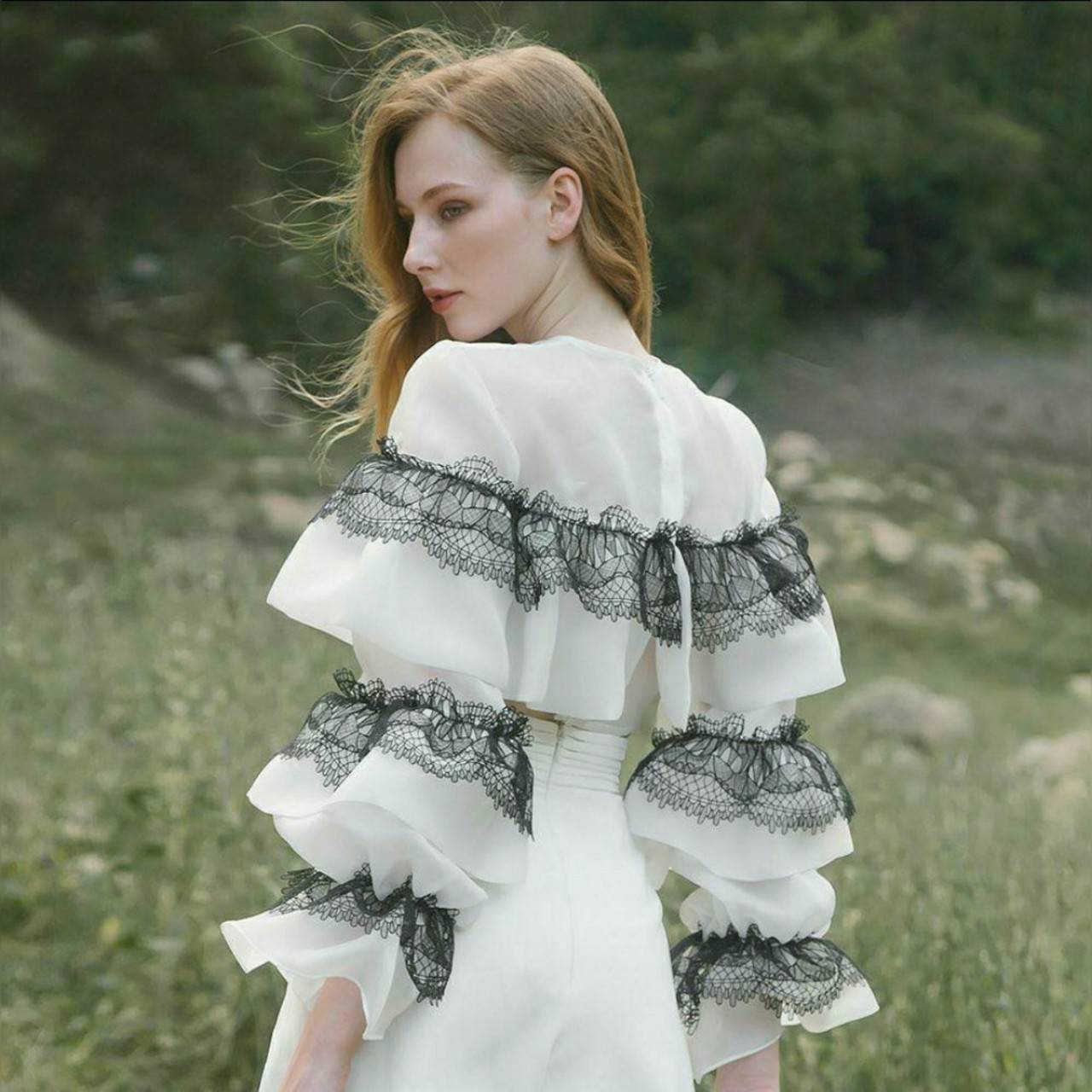 เซทสองชิ้นซิปหลัง