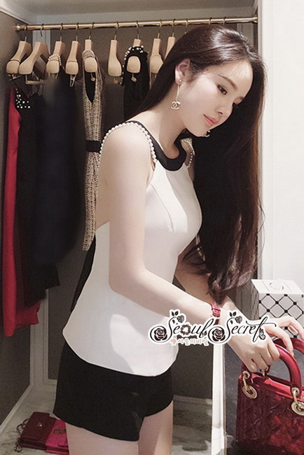 เสื้อทรงเข้ารูปเปิดหลังสวยเซ็กซี่