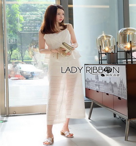 Embroidered Ruffle Lady Ribbon Top and Pants