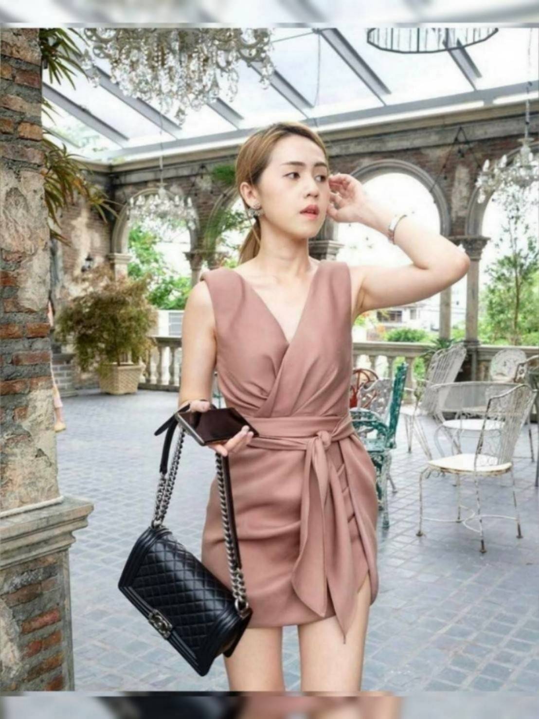 เดรสสีนุ๊ดพร้อมสายผูกเอว