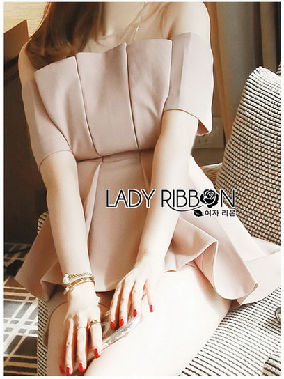 เซ็ตเสื้อและกางเกงสีชมพูอ่อนสไตล์มินิมัลชิค