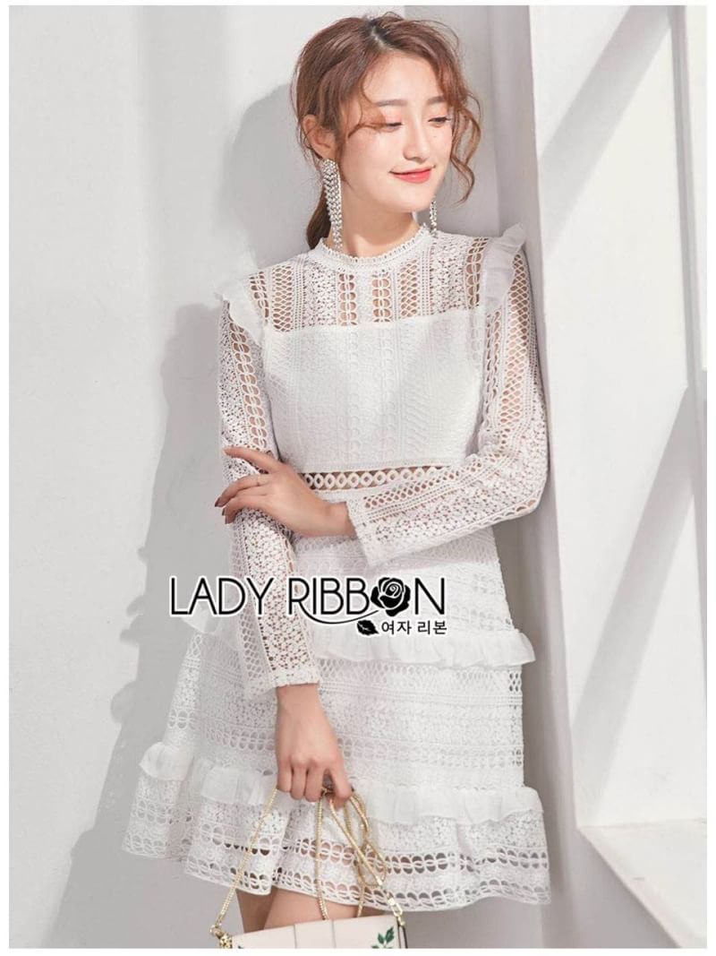 เดรสผ้าลูกไม้สีพาสเทลตกแต่งระบาย