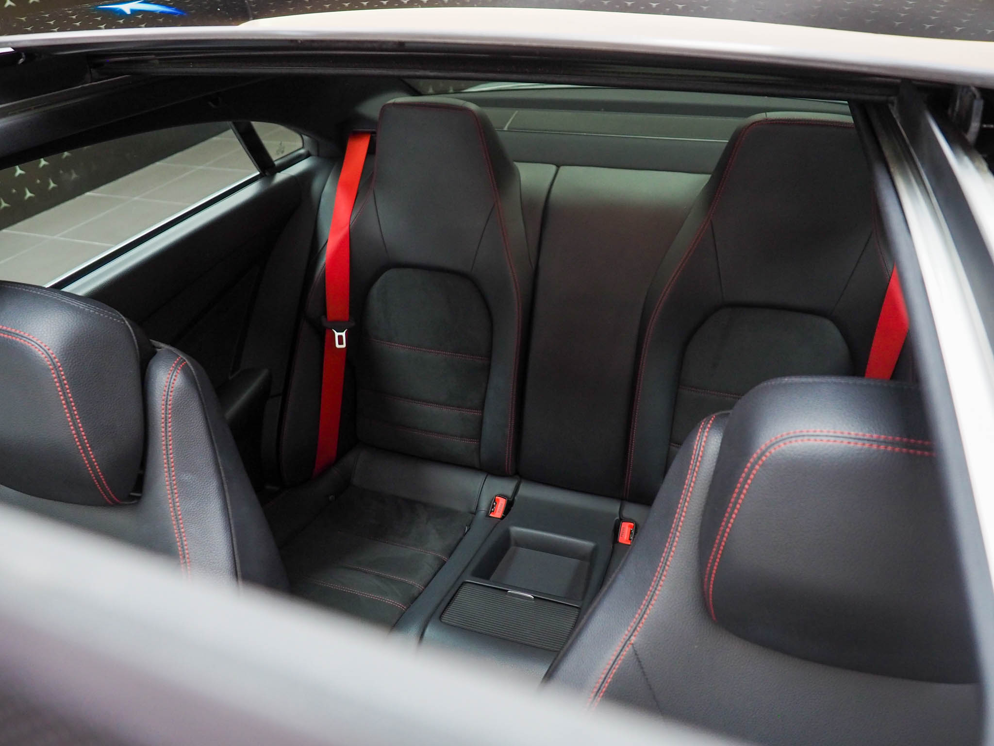 จองแล้ว E250 Coupe AMG W207