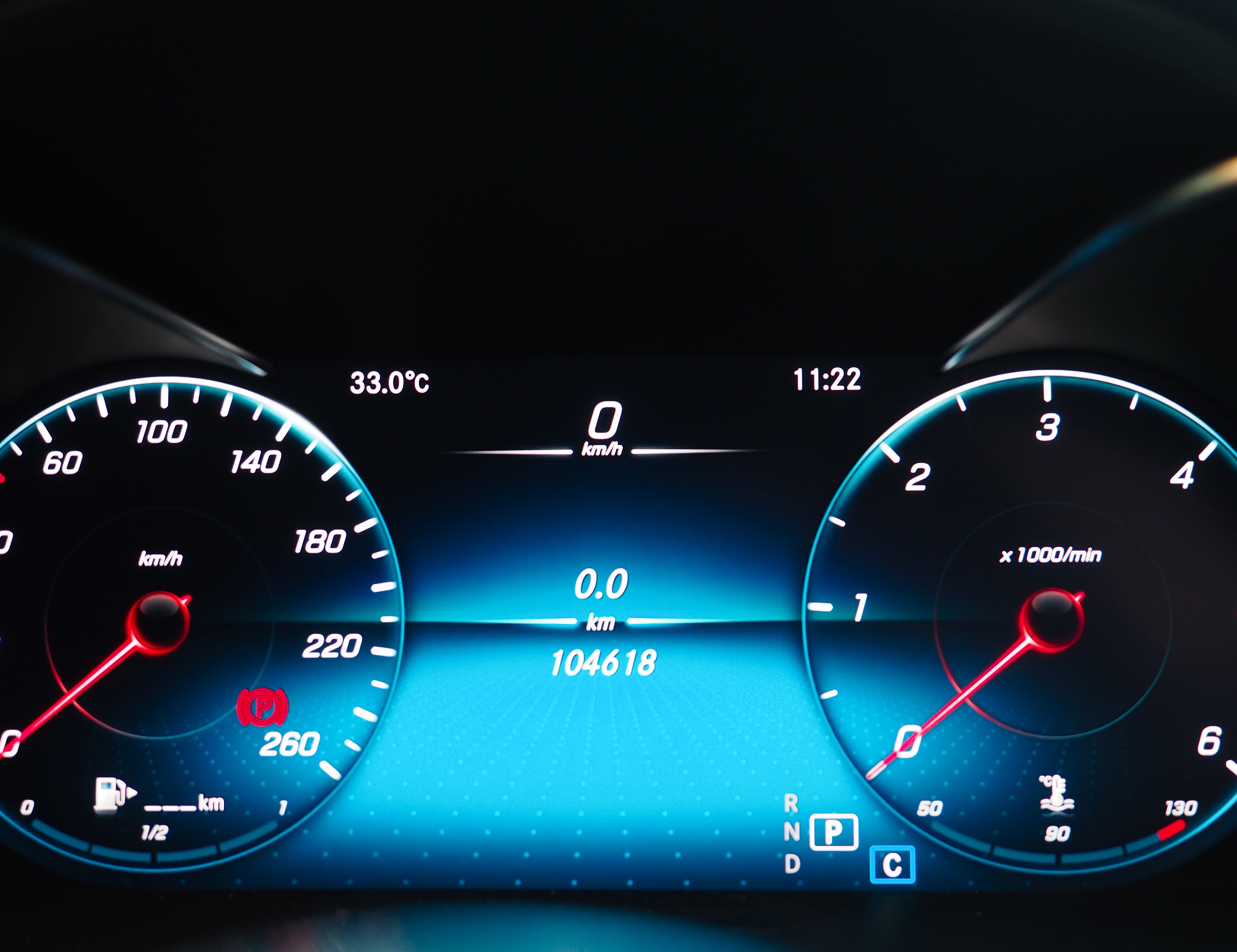 จองแล้ว C220d AMG Dynamic W205