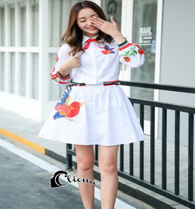มินิเดรสสีขาวคอปกแขนจั้ม