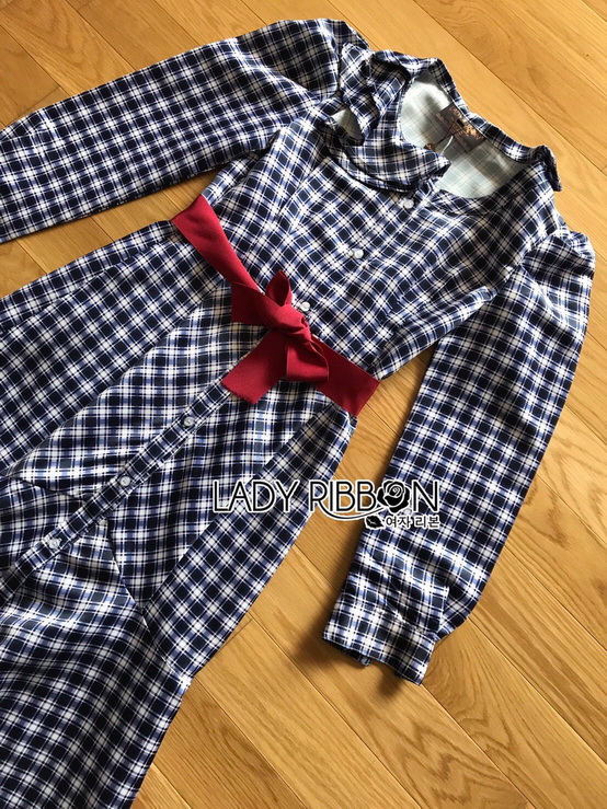 Dress with Red Ribbon เชิ้ตเดรสยาวลายสก็อตสีนํ้าเงิน
