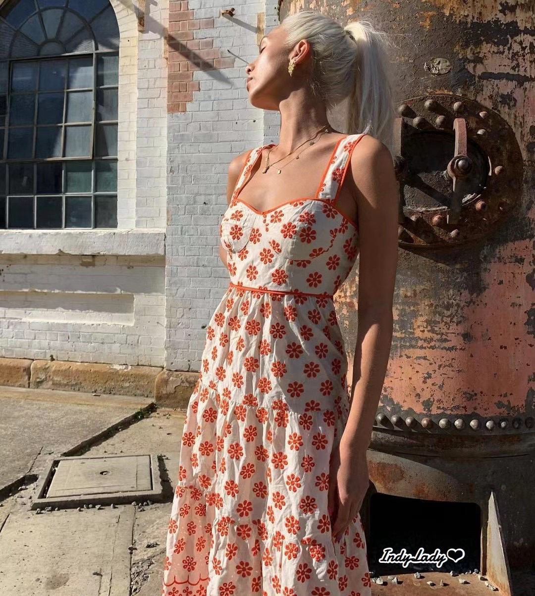 Maxi dress ตัวเดรสสายเดี่ยว