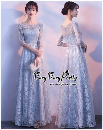 ชุดราตรียาวทรงคอกลมสีเทาเงิน