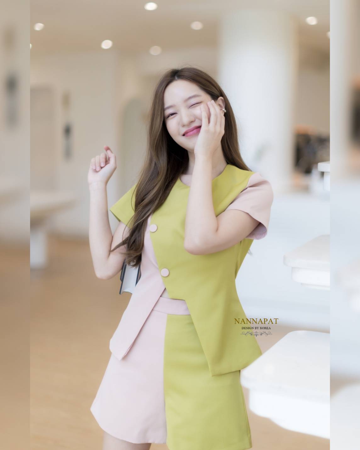 เสื้อทูโทน ซิปหลัง แต่งกระดุมข้าง