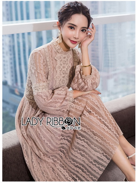 Dress เดรสผ้าลูกไม้สีเบจสไตล์วินเทจ