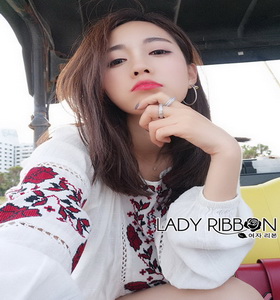 Embroidered Lady Ribbon Cotton Top