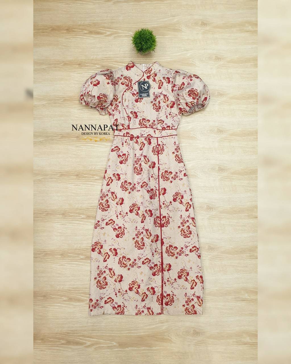 เดรสกีเพ้าเข้ารูปเก็บทรงสวย