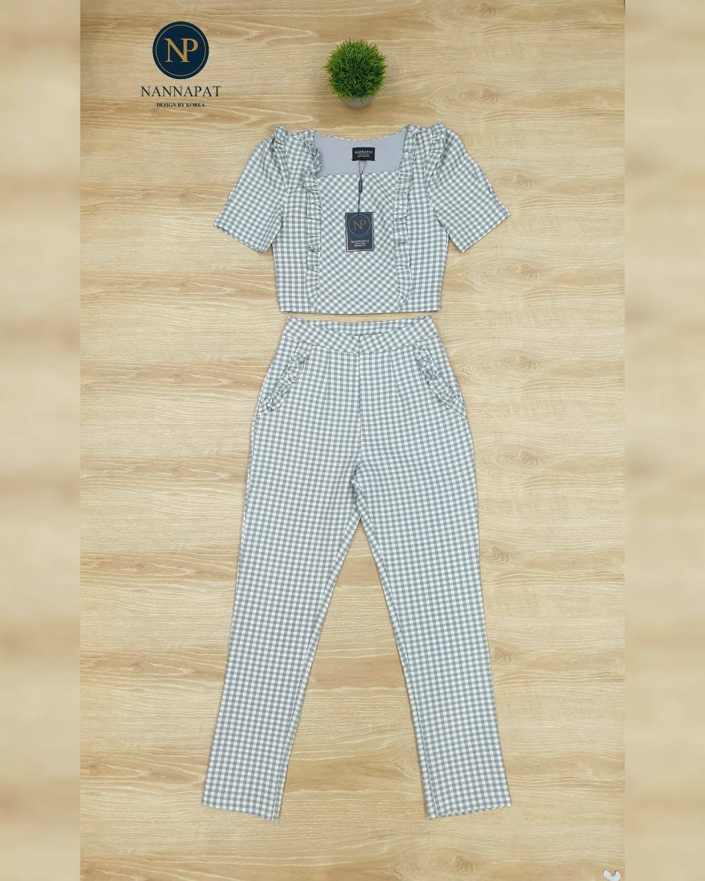 เซทเสื้อกางเกงซิปหลังแต่งระบาย