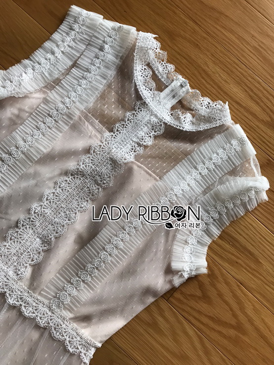 Lace Dress เดรสผ้าทูลเลและลูกไม้ตกแต่งระบาย